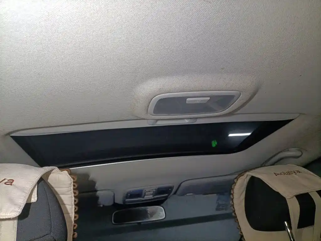 Hyundai Beijing Hyundai ix35 2013 2.0L Automatic 2WD Comfort GL China IV фото 9