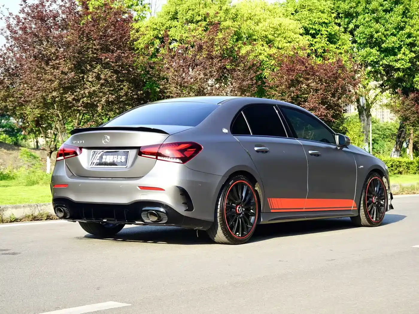 Mercedes-Benz A-Class AMG 2022 Model AMG A 35 L 4MATIC Blazing Night Special Edition фото 4