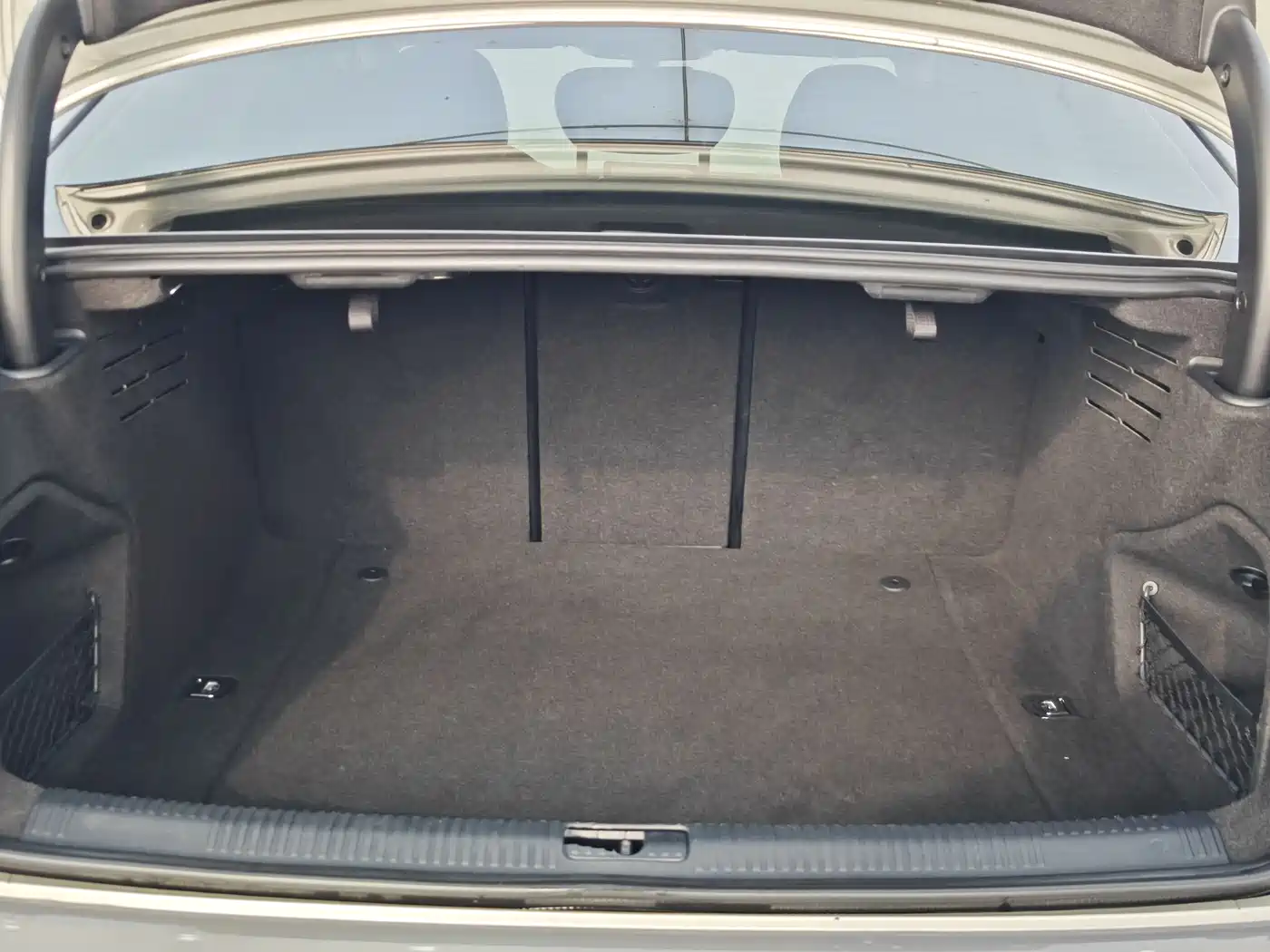 Photo 25 - Audi A4L