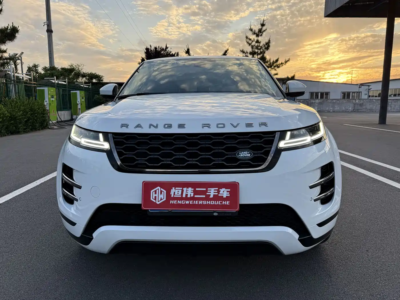 Land Rover Range Rover Evoque 2021 Range Rover Evoque L 249PS R-Dynamic S Performance Edition фото 2