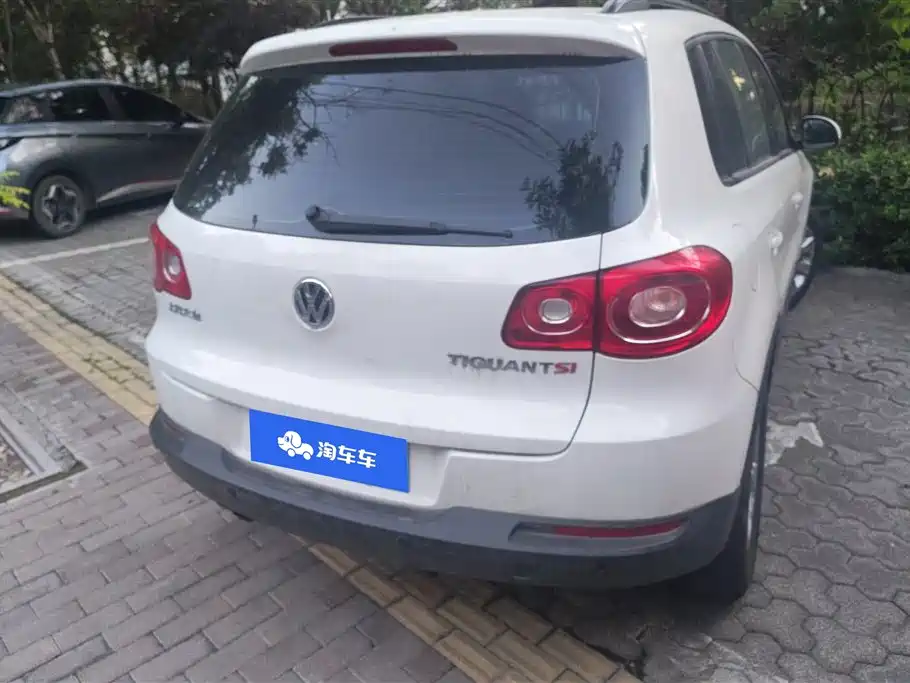 Volkswagen Tiguan 2012 1.8TSI Automatic 2WD Trend Edition фото 3