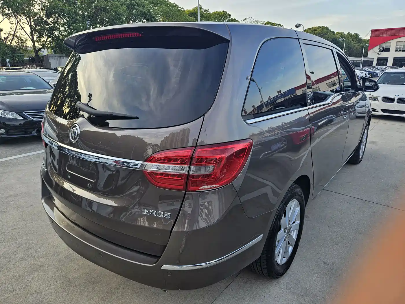 Buick GL8 2017 25S Comfort China V фото 19