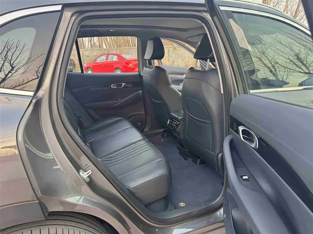 GEELY GALAXY GALAXY E5