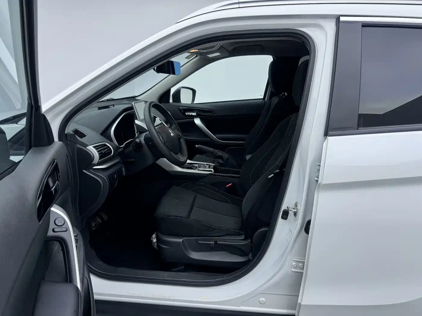 Фото 4 - Mitsubishi Eclipse Cross