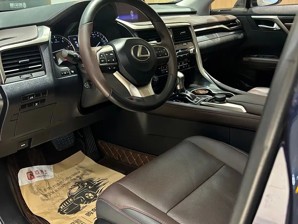 Lexus RX 2016 300 4WD Elegance Edition (China V) фото 6
