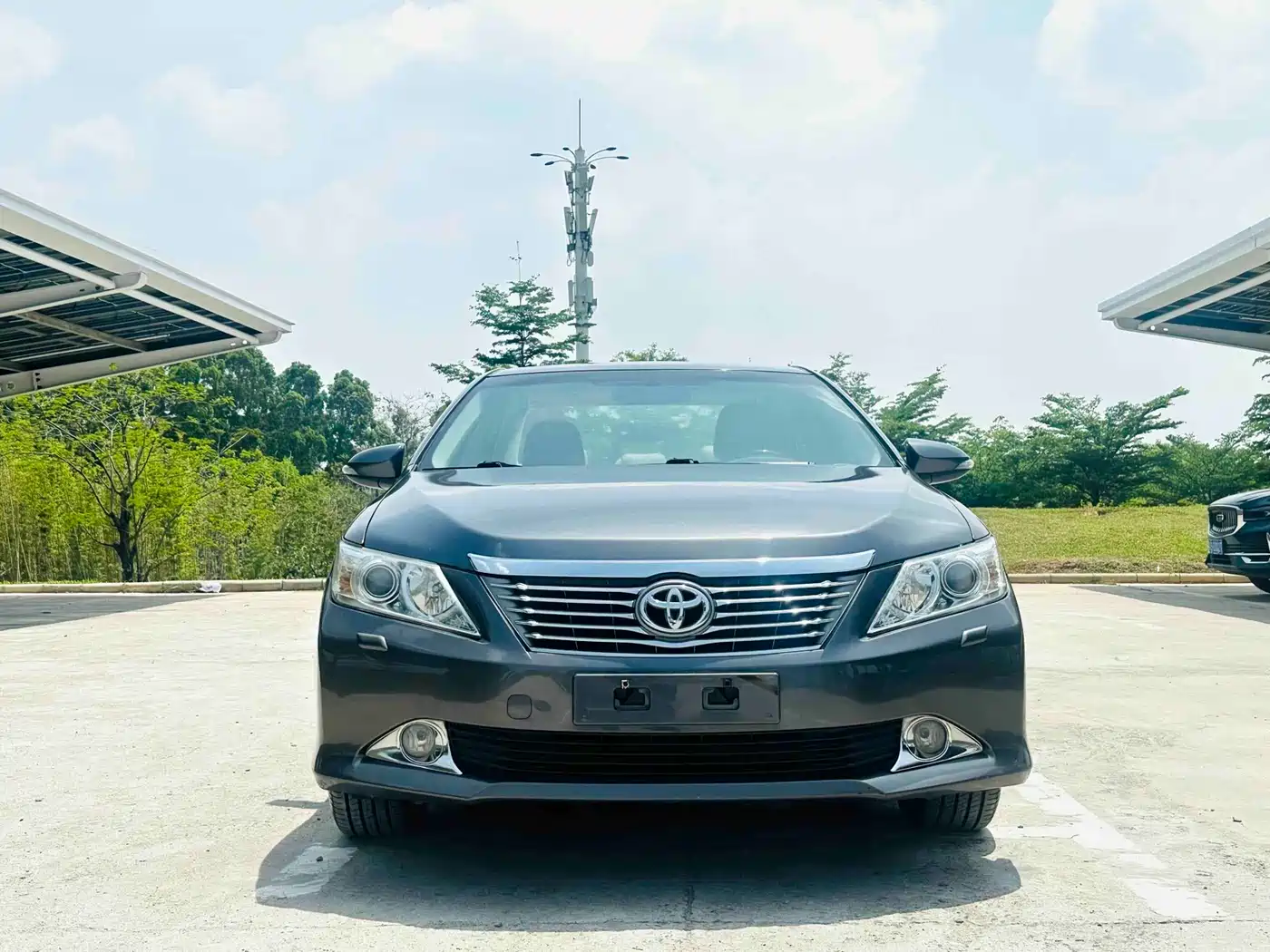 Toyota Camry 2012 2.5G Luxury Edition фото 2