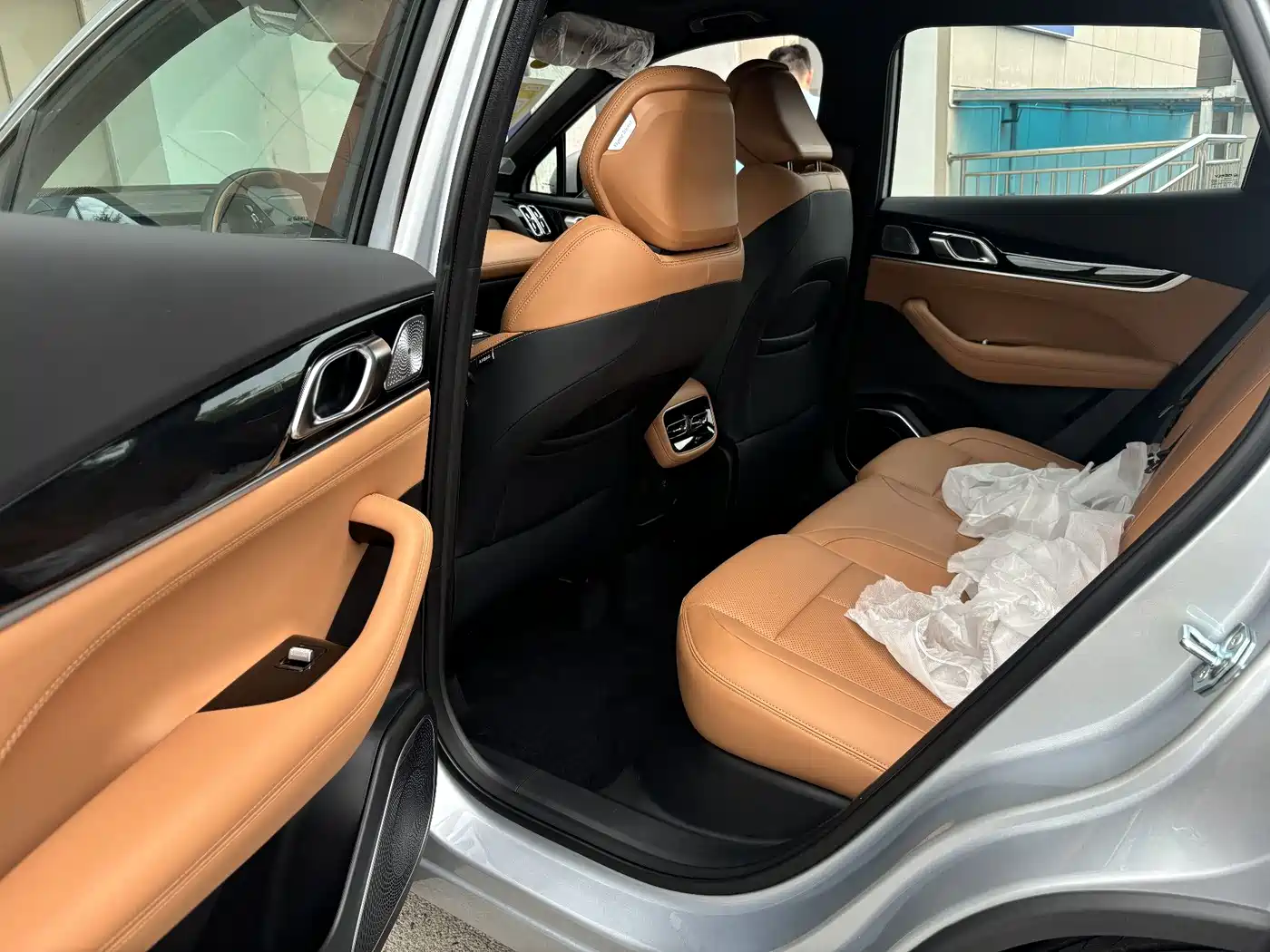 Geely Atlas L 2026 2025 Model 4th Gen 1.5TD DCT Shanhe