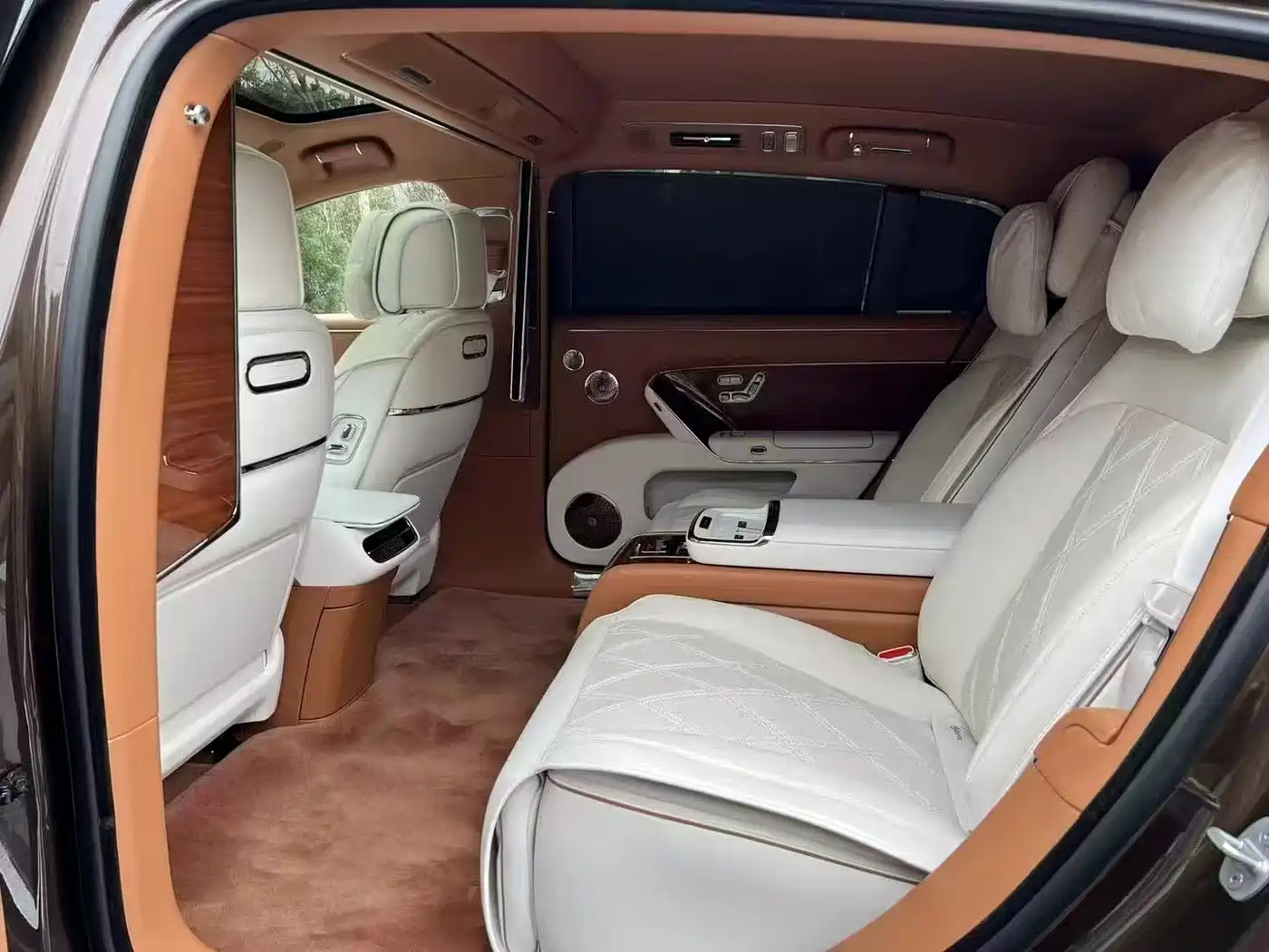 Zunjie S800 2026 2025 Model Extended Range Starlight Executive Edition 4-seater