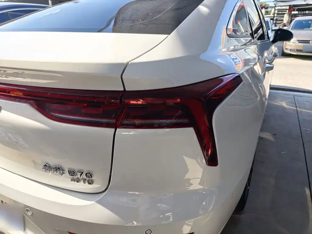 Фото 8 - Besturn B70
