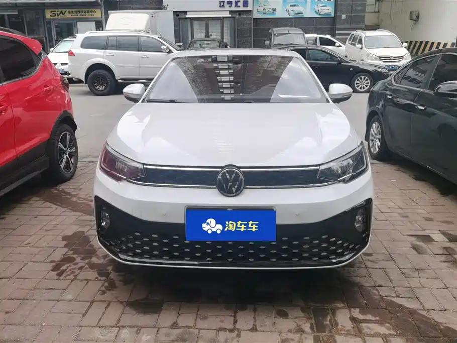 Volkswagen Lavida 2023 New Sharp 1.5L Auto Aspiration Edition фото 2