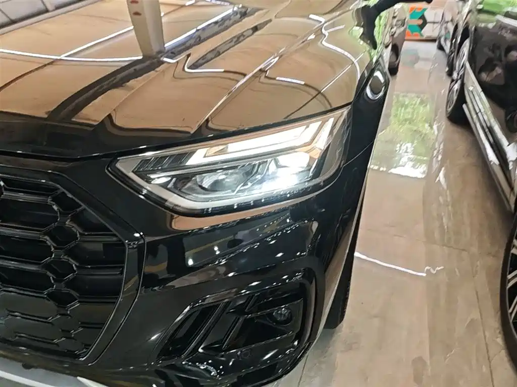 Audi Q5L 2024 Model 40 TFSI Luxury Dynamic фото 24