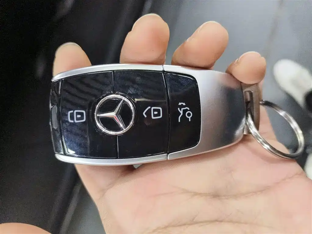 Mercedes-Benz E-Class 2019 Facelift E 300 L Sport Fashion фото 17