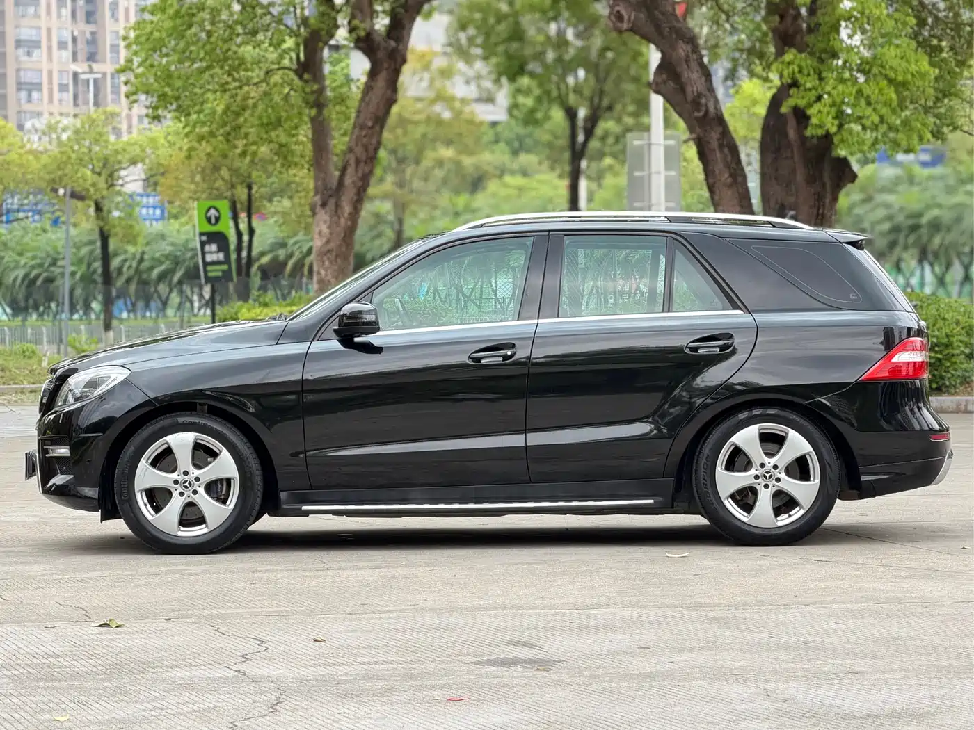 Mercedes-Benz M-Class 2014 ML 400 4MATIC Dynamic фото 4