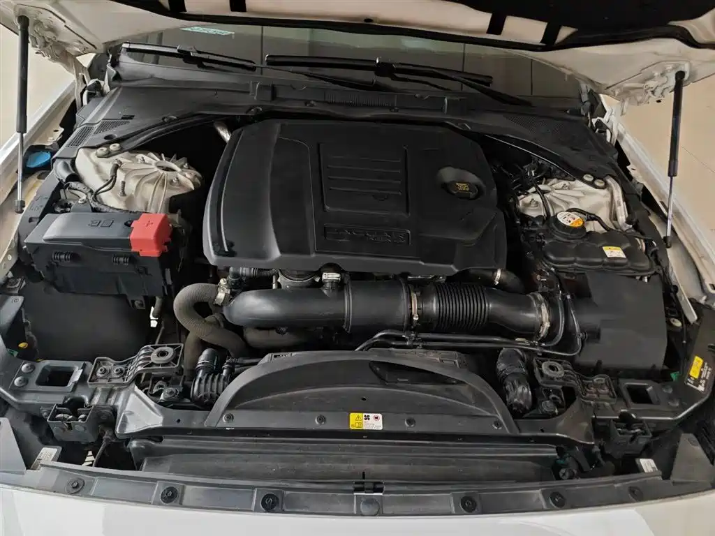 JAGUAR XEL