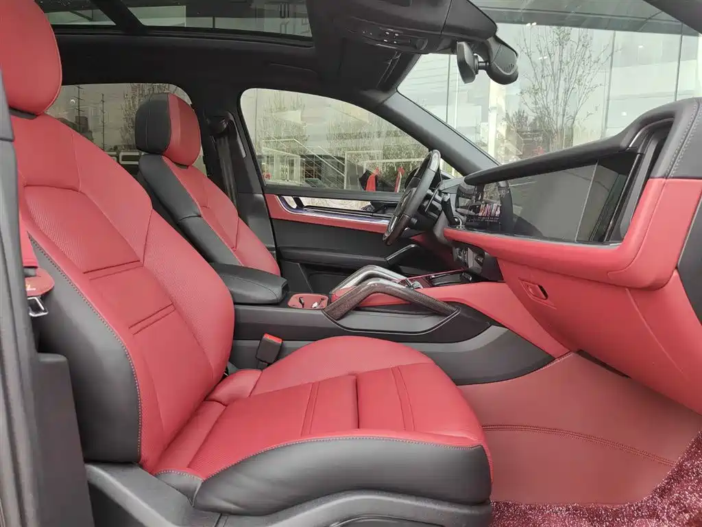 Porsche Cayenne 2025 Cayenne 3.0T Dream Chaser Edition фото 17
