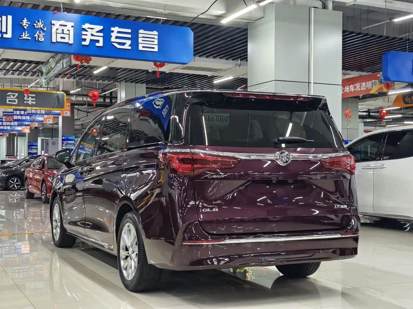Фото 9 - Buick GL8