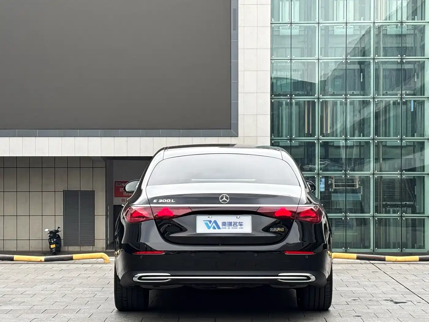 Mercedes-Benz E-Class 2025 E 300 L Fashion фото 6