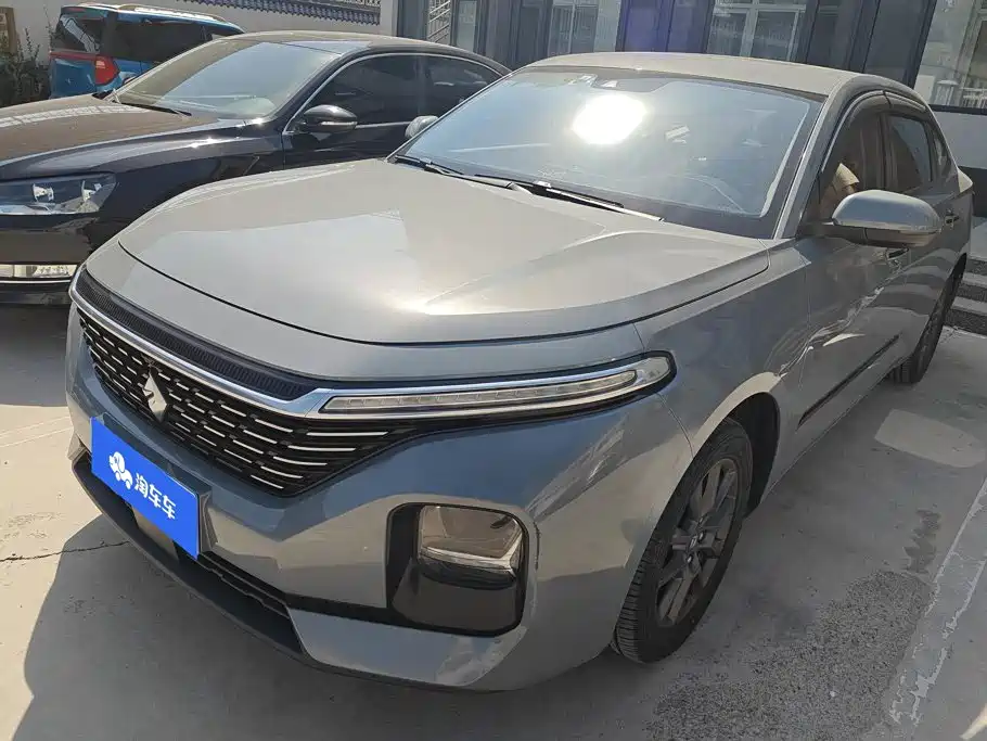 Baojun RC-5 2020 2020 1.5L Manual Zhiyao Luxury
