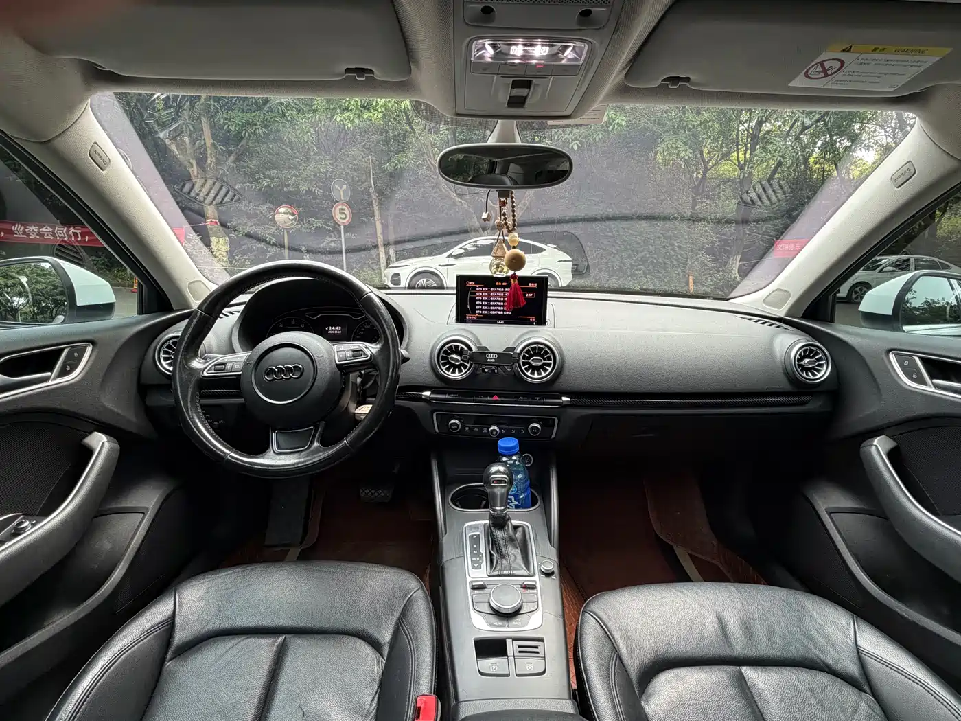 Audi A3 2015 Sportback 40 TFSI Automatic Comfort фото 9