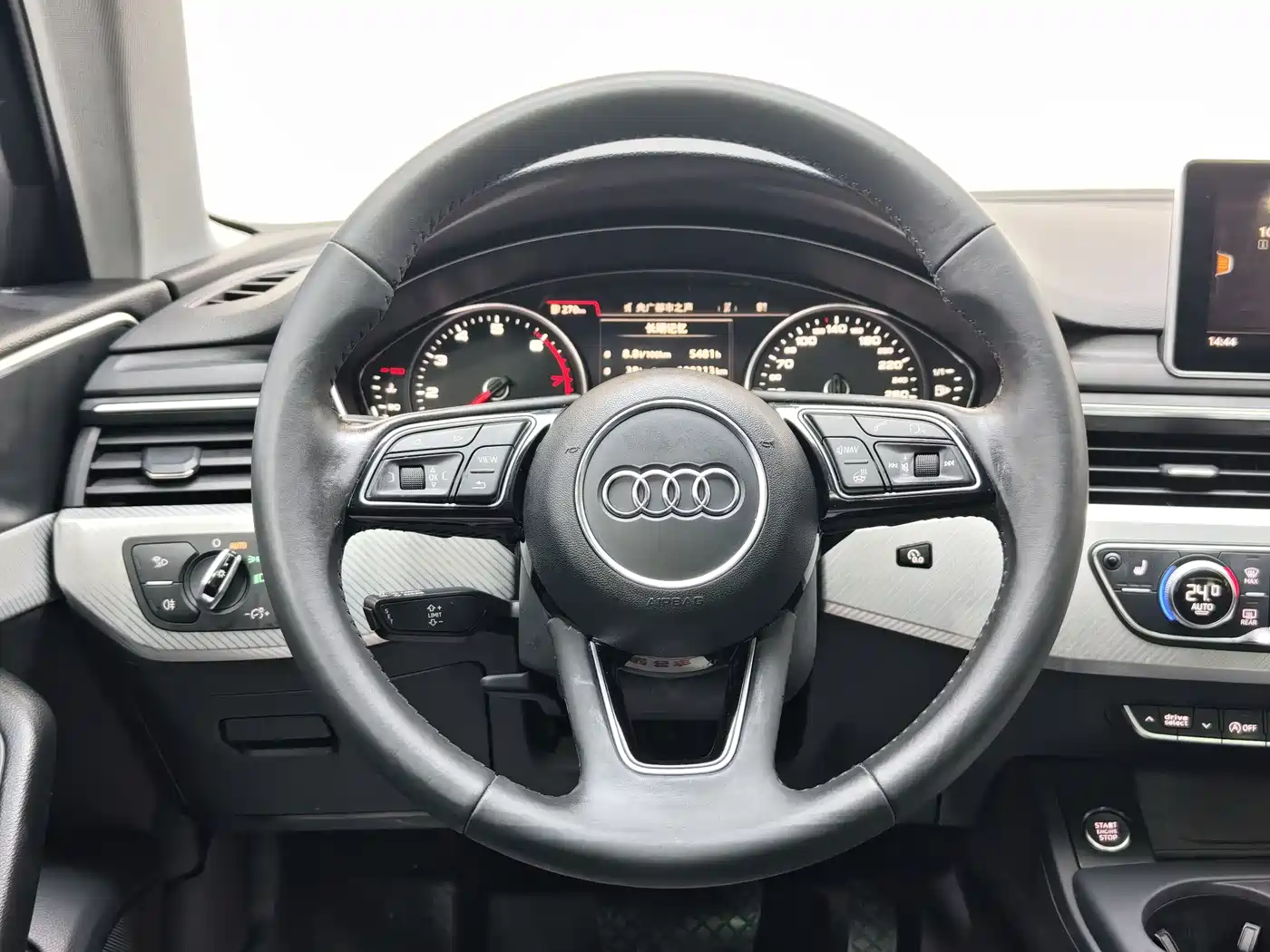 Audi A4L 2018 30th Anniversary 40 TFSI Fashion фото 25