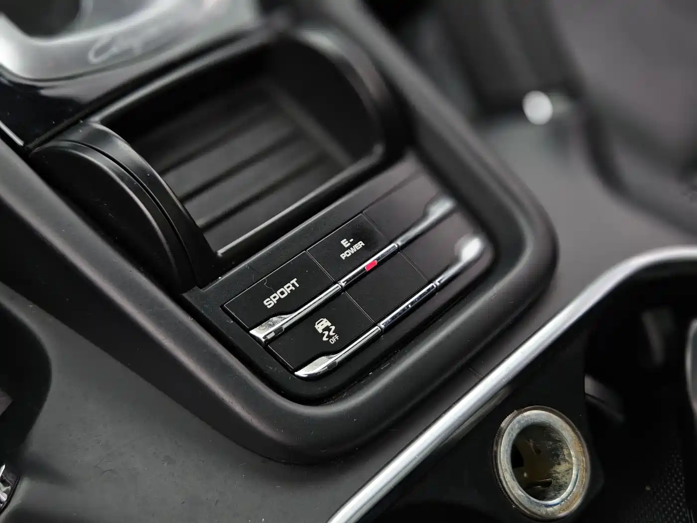 صورة 11 - Porsche Cayenne