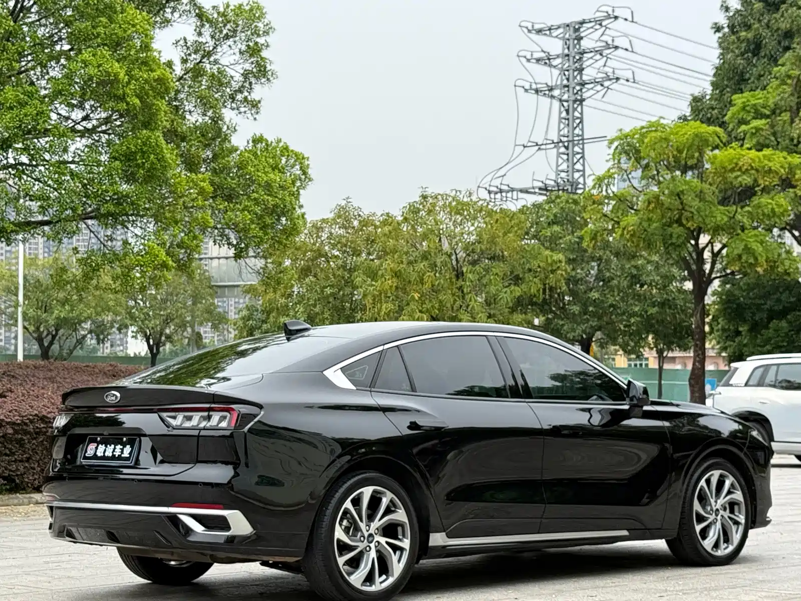 Фото 6 - Ford Mondeo