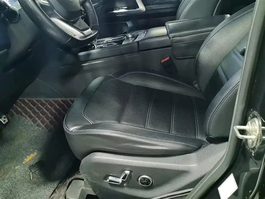 BAIC ORV Beijing Offroad BJ40 2019 PLUS 2.3T Automatic 4WD Luxury Edition China VI фото 9