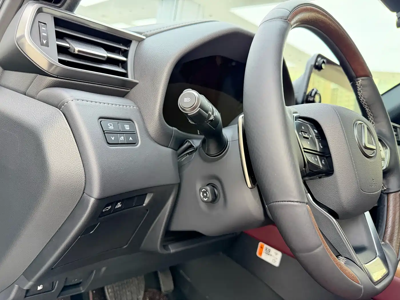 Lexus LX 2025 2025 700h Boundary Edition
