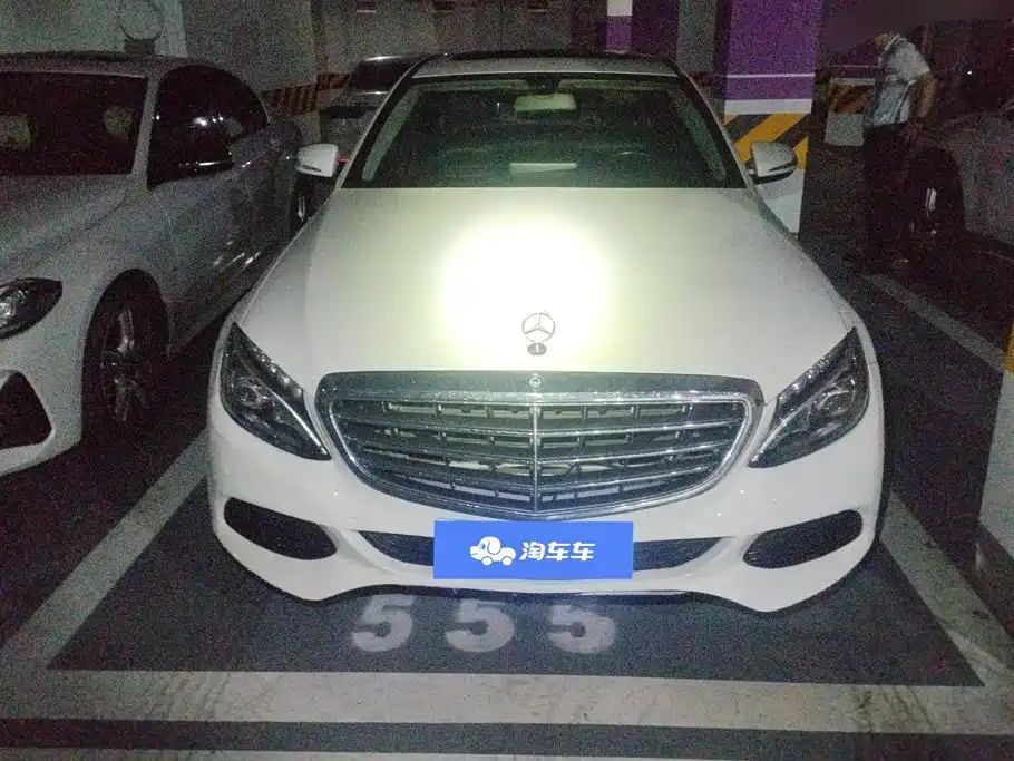 Фото 2 - Mercedes-Benz C-Class