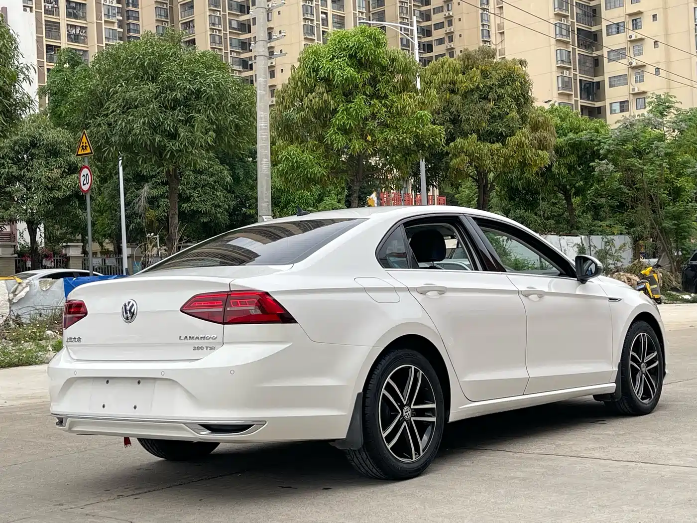Volkswagen Lamando 2019 280TSI DSG Comfort Edition China VI фото 6