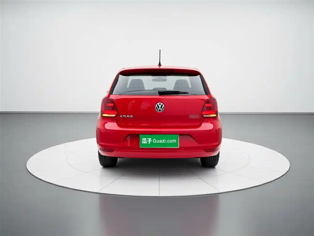 Volkswagen Polo 2016 1.4L Automatic Trend фото 6