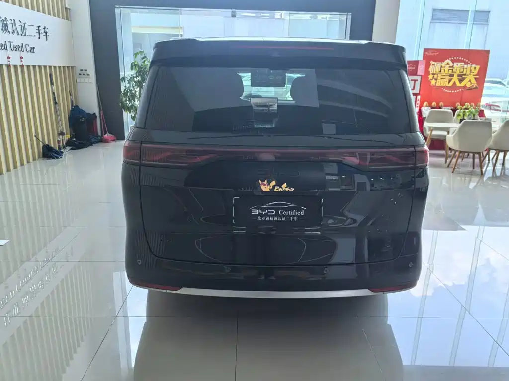 BYD Xia 2025 2025 DM-i 1.5T 180km Surpass Edition