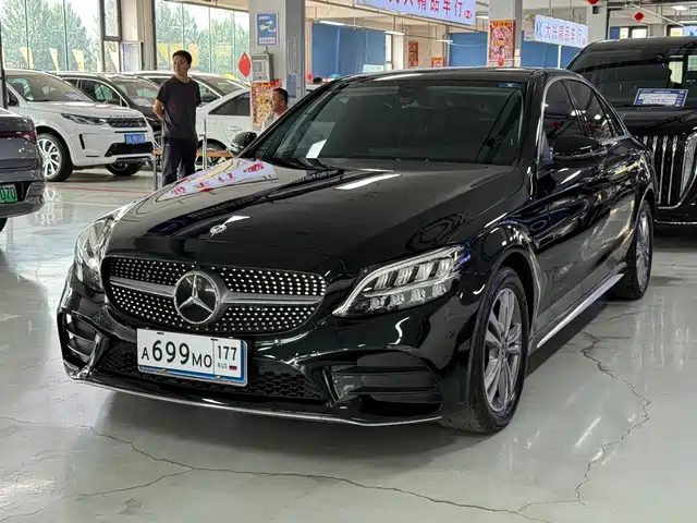 Mercedes-Benz C-Class 2021