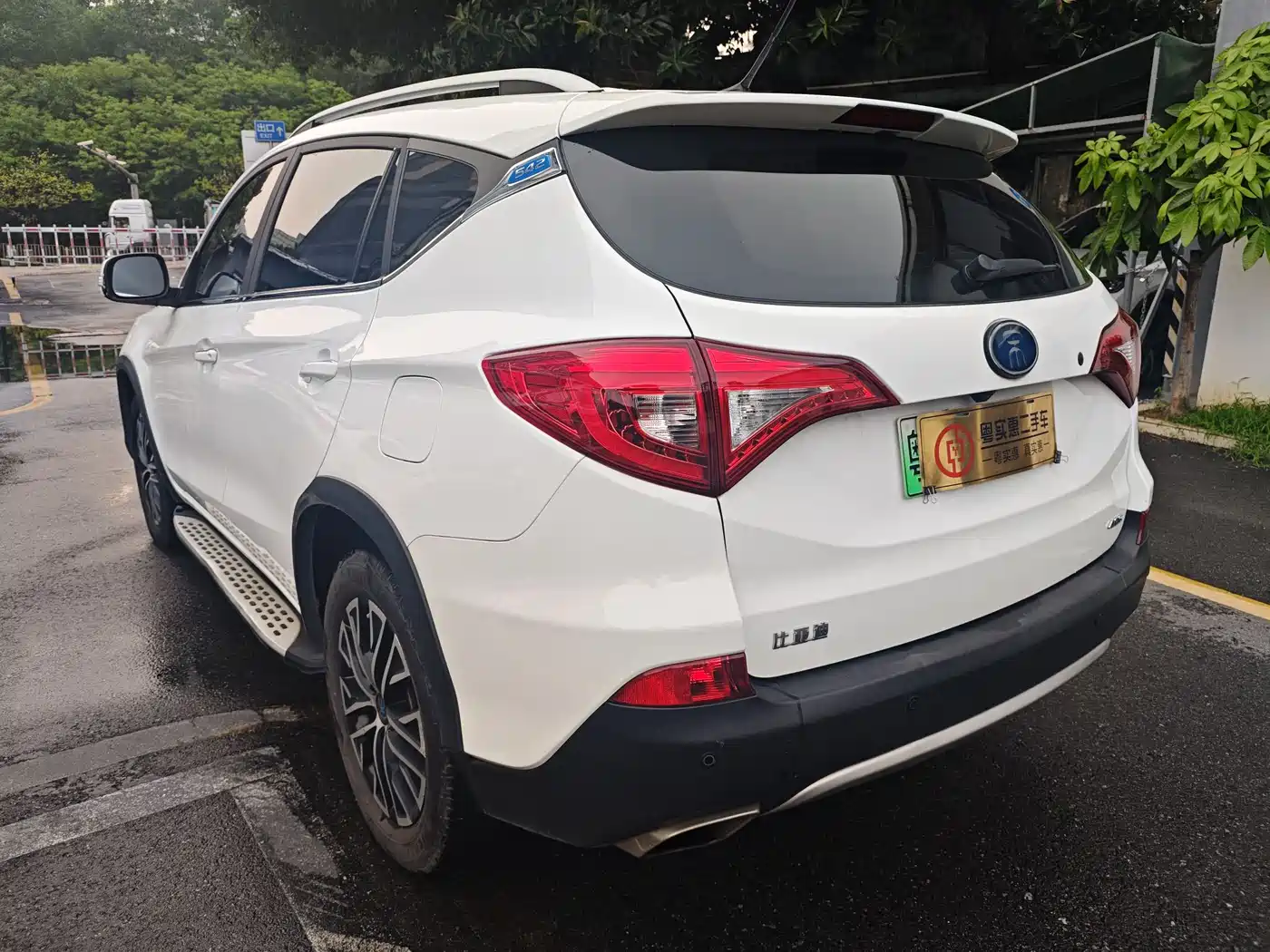 BYD Song New Energy 2017 Song DM 1.5TID Full-time 4WD Luxury фото 5