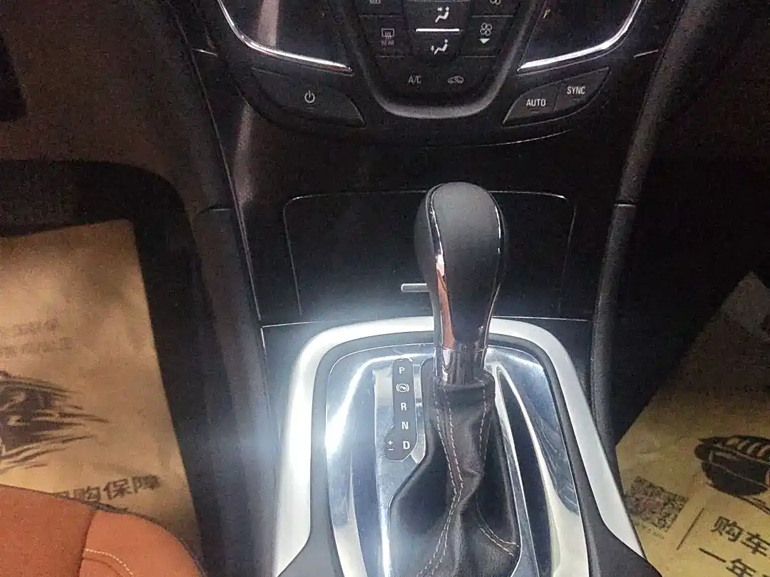 Buick Regal 2015 1.6T Elite Tech Edition фото 11