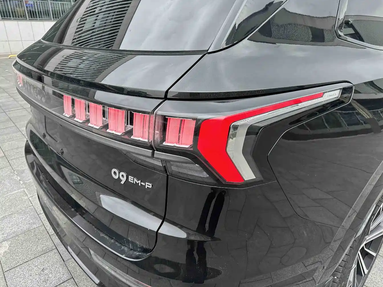 Lynk & Co 09 EM-P 2023 2.0TD EM-P Voyage PM 7-Seater фото 25