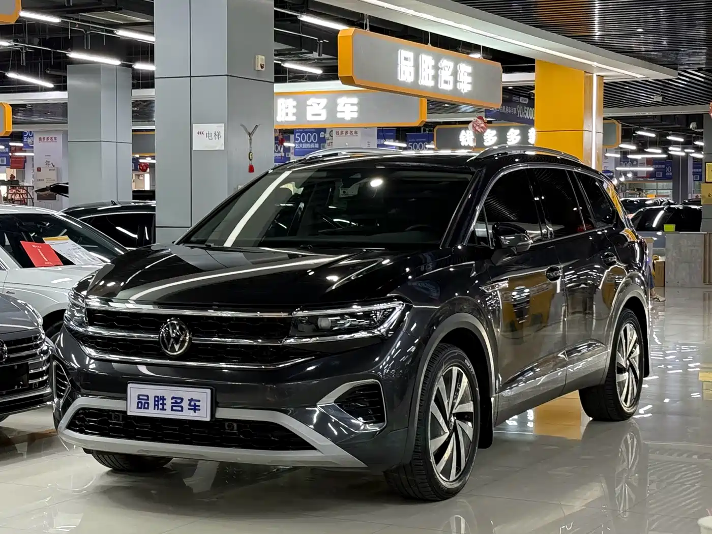 Volkswagen Talagon 2022 380TSI 4WD Luxury Premium Pro Edition 6-seater