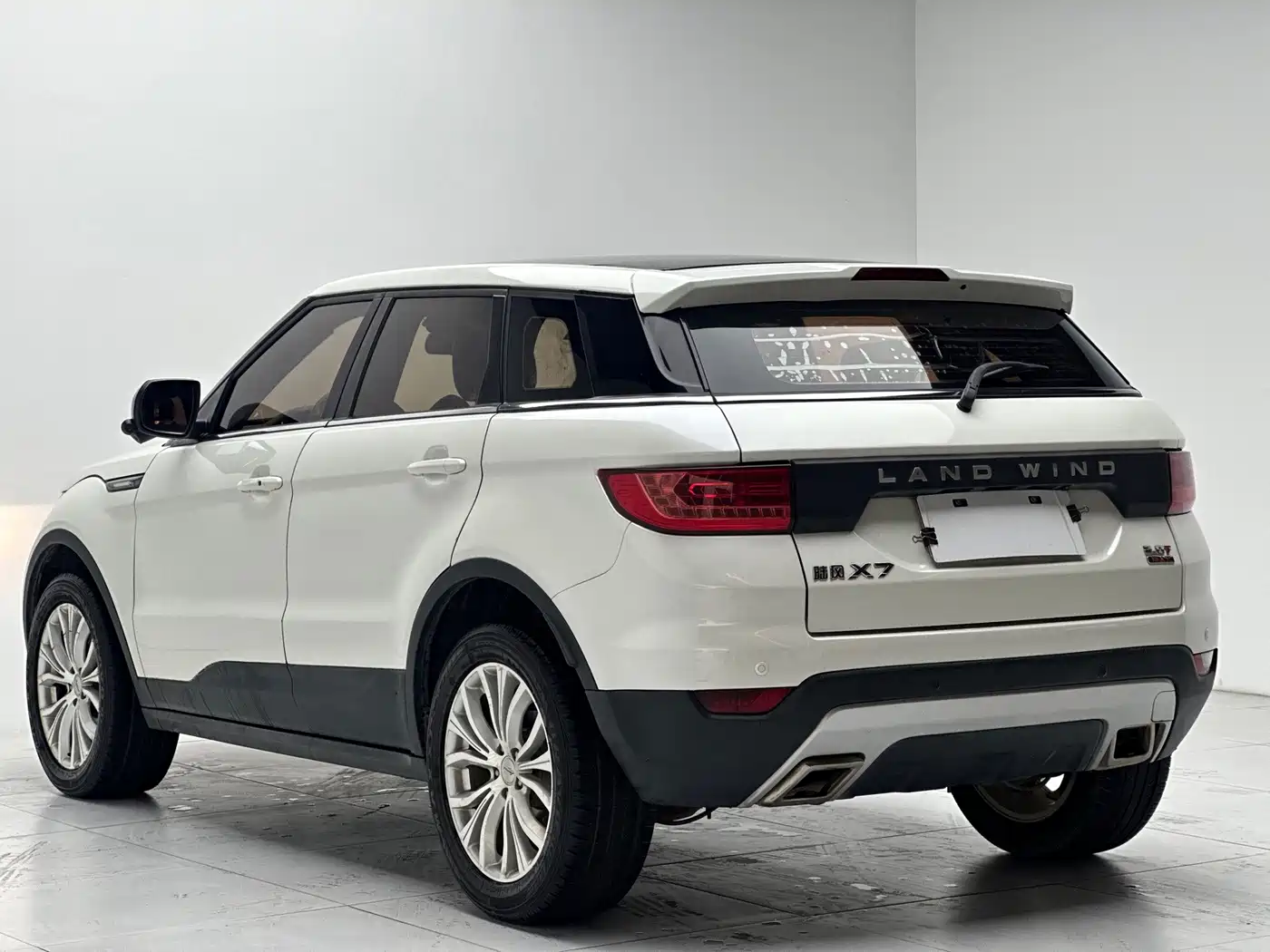 Landwind X7 2017 2015 2.0T Panorama Premium