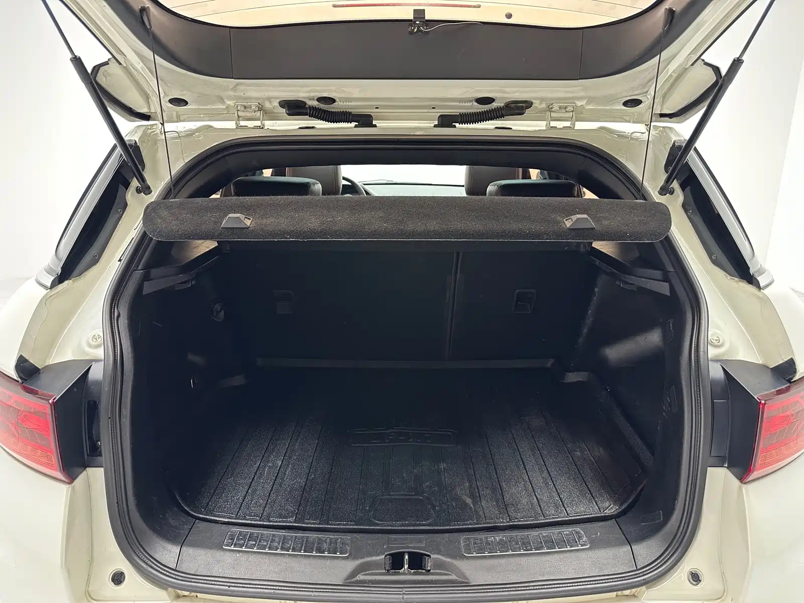 Фото 17 - Landwind X7