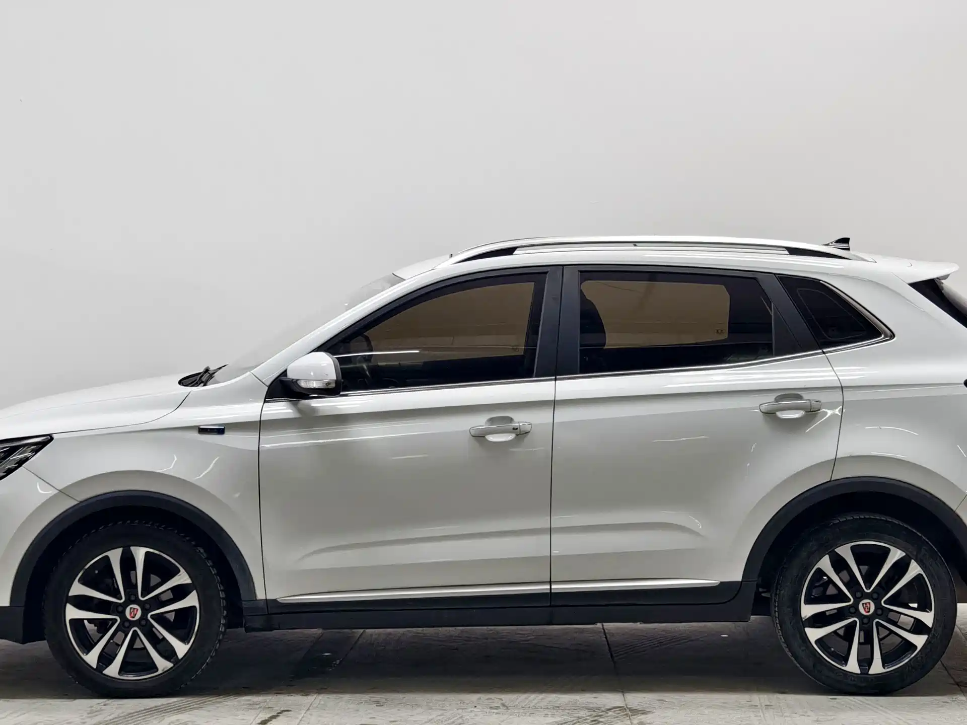 Фото 7 - Roewe RX3