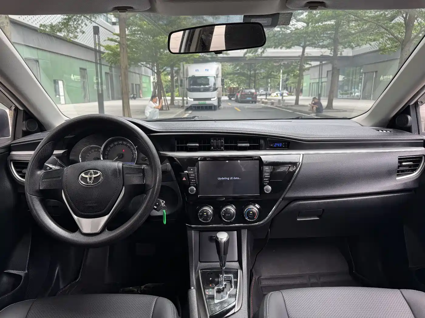 Toyota Corolla 2014 1.6L CVT GL фото 7