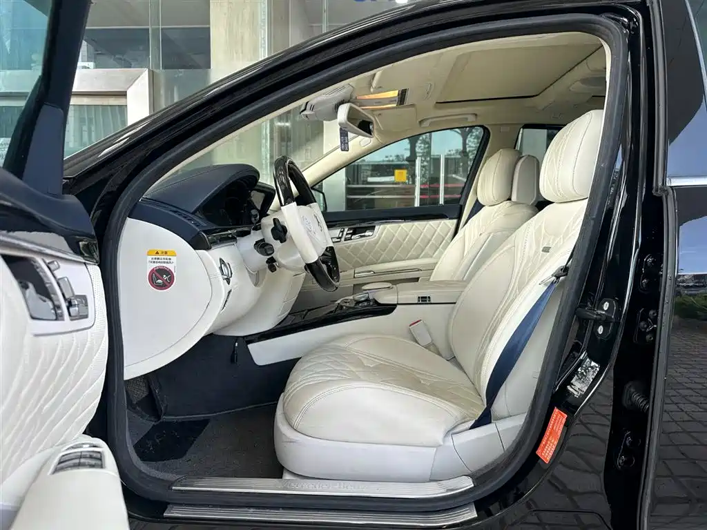 Mercedes-Benz S-Class 2011 S 350 L CGI фото 17