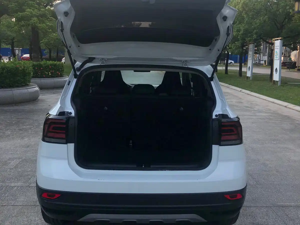 VOLKSWAGEN TU KAI