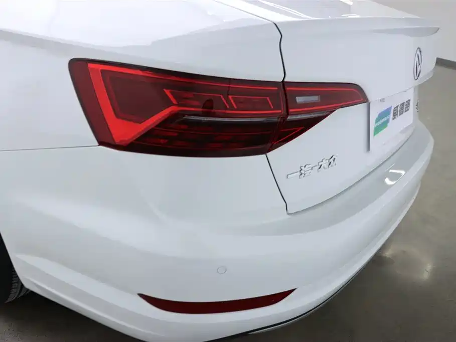 Volkswagen Sagitar 2021 280TSI DSG Comfort Smart Connect Edition фото 34