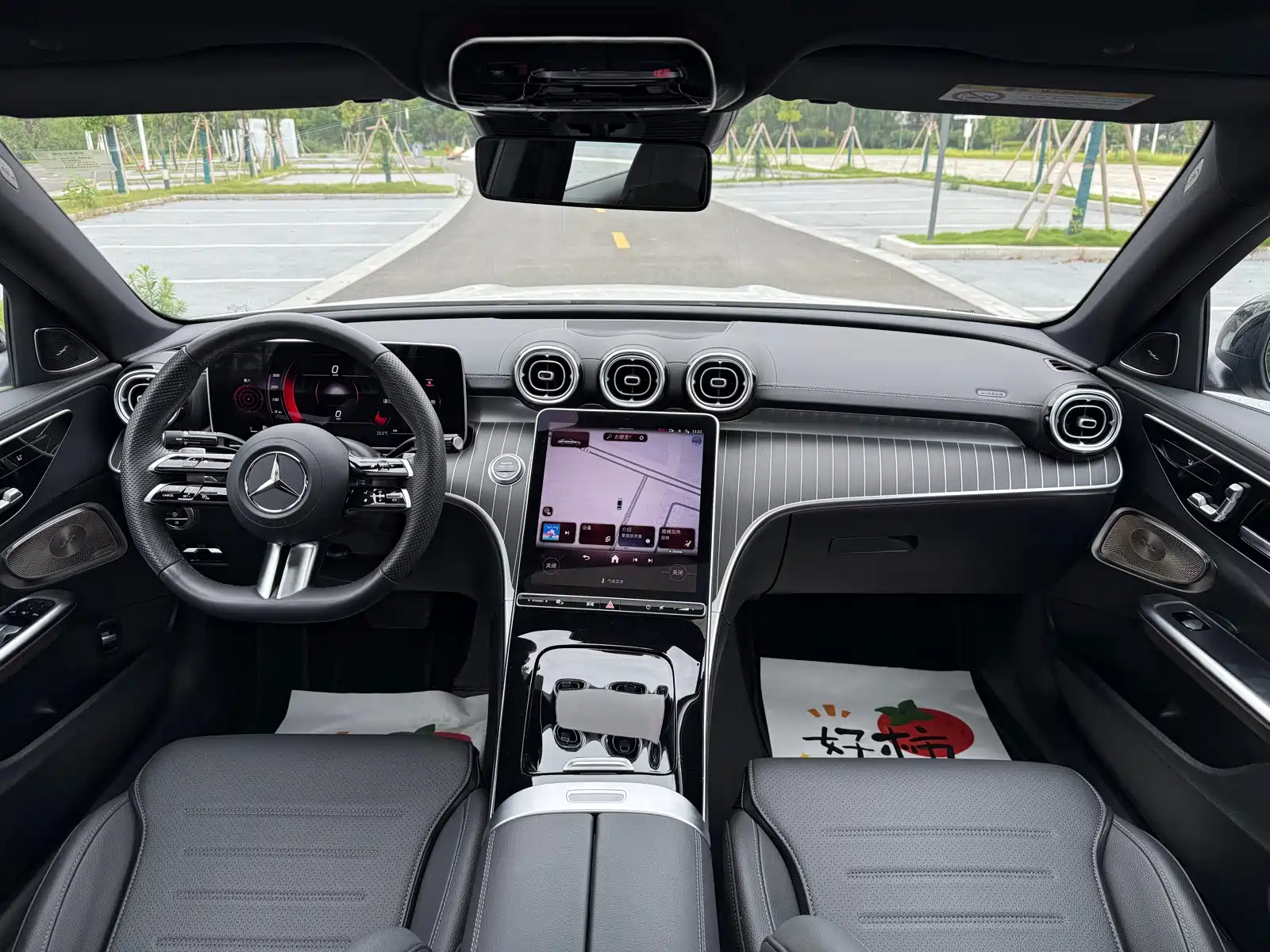 Фото 12 - Mercedes-Benz C-Class