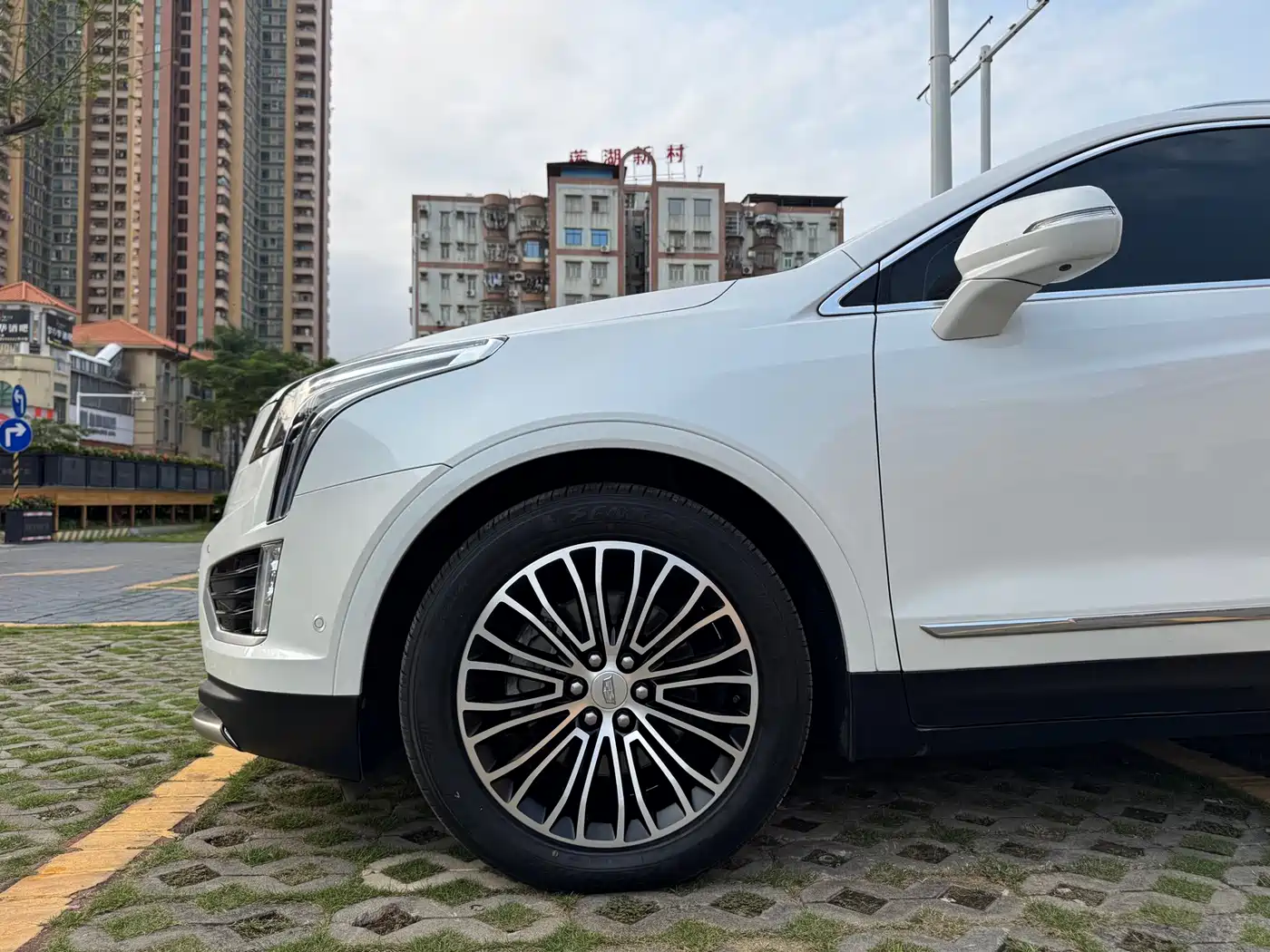 Cadillac XT5 2020 28T AWD Platinum Sport Edition фото 7