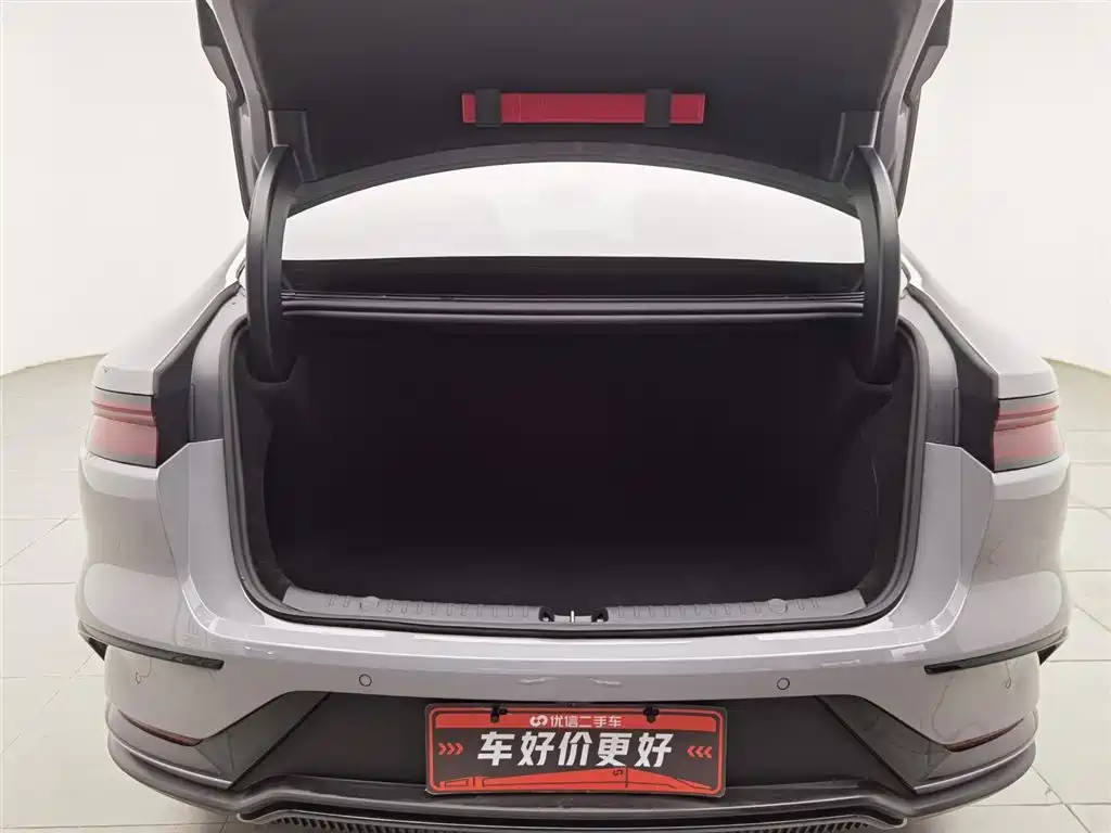 BYD HAN