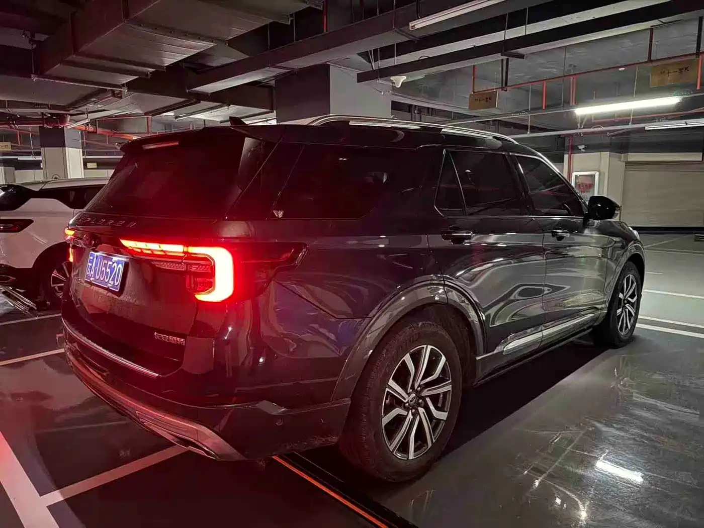 Ford Explorer 2024 2023 EcoBoost 285 AWD Titanium Edition 7-Seater
