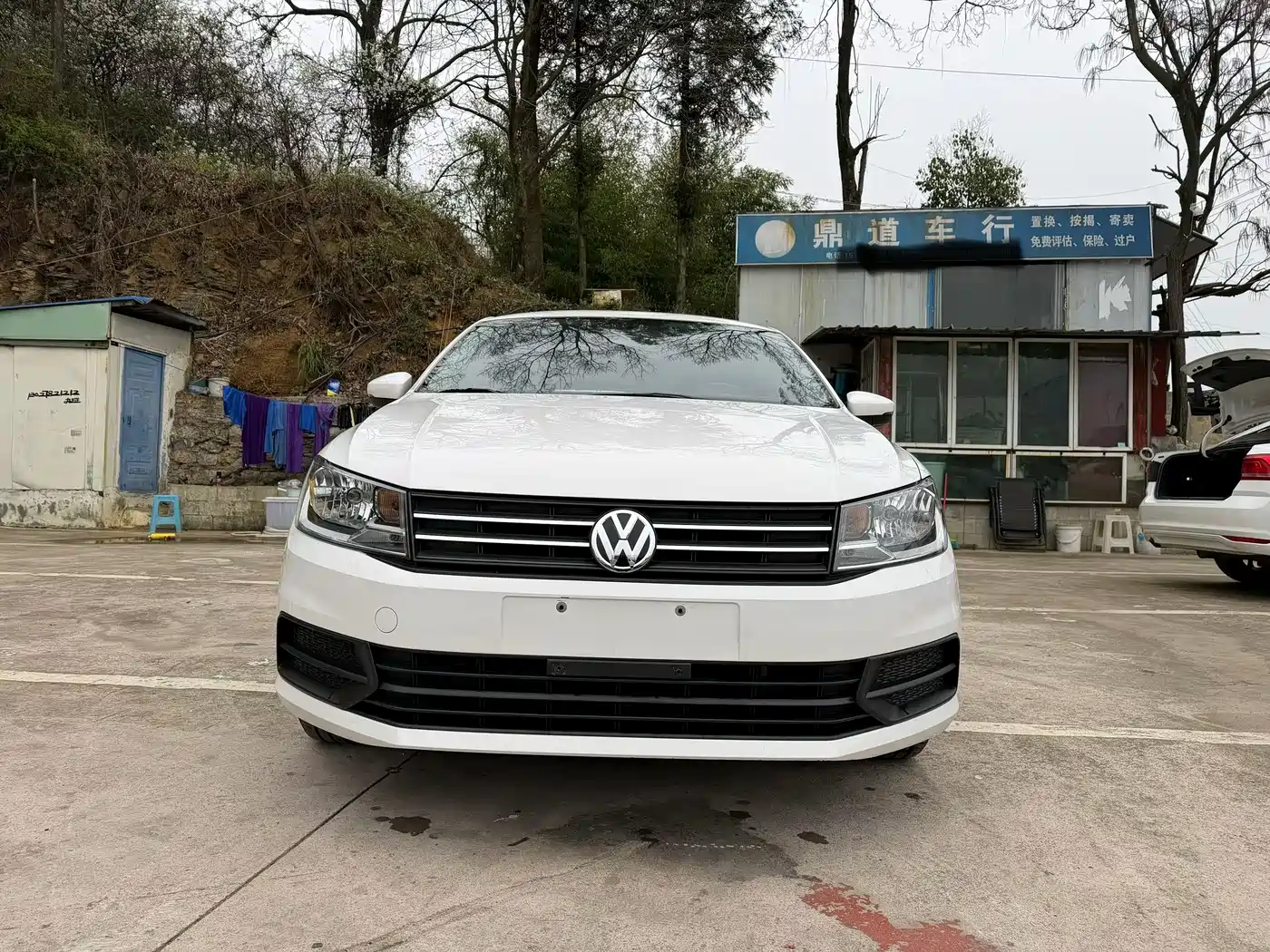 VOLKSWAGEN SANTANA