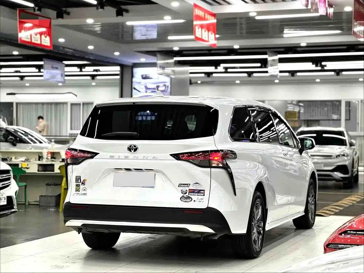 صورة 6 - Toyota Sienna